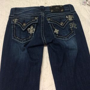 size 27 AUTHENTIC MISS ME JEANS BOOT CUT