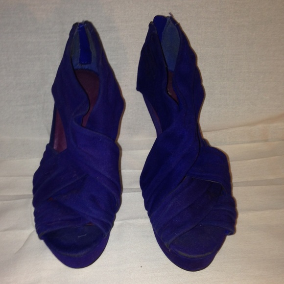 Blue heels - Picture 3 of 4