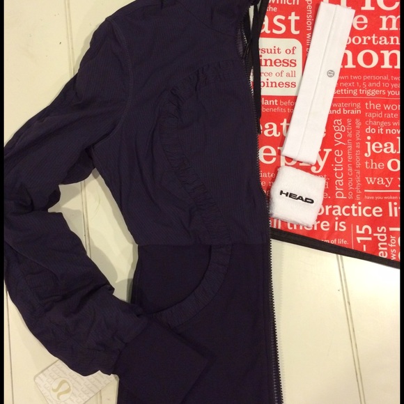 lululemon athletica Outerwear - 🍋🍋2 for 1✨✨REVERSIBLE JACKET..🍋🍋