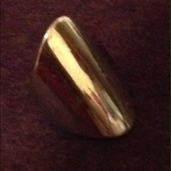 Ring - Picture 3 of 3