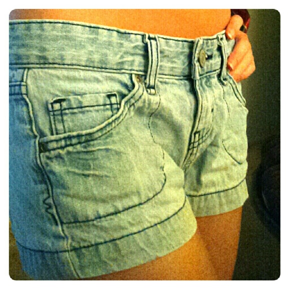 Short shorts