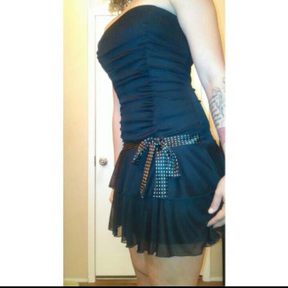 Make a offer!! Strapless LITTLE BLACK DRESS