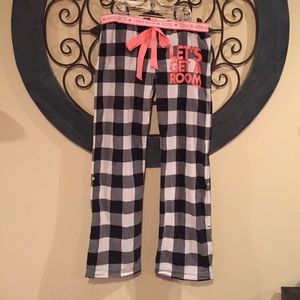 Victoria's Secret pajama pants Small