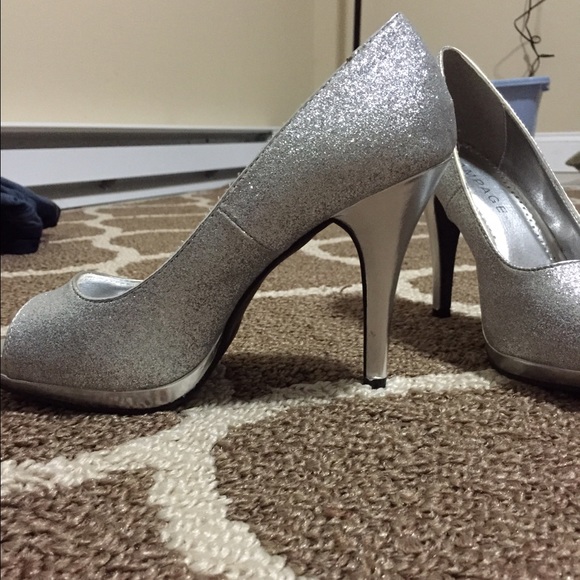 High heels - Picture 4 of 4