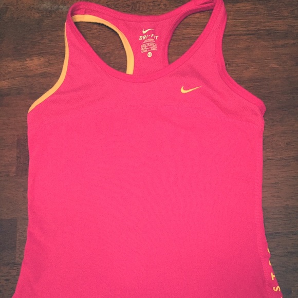 Nike tank