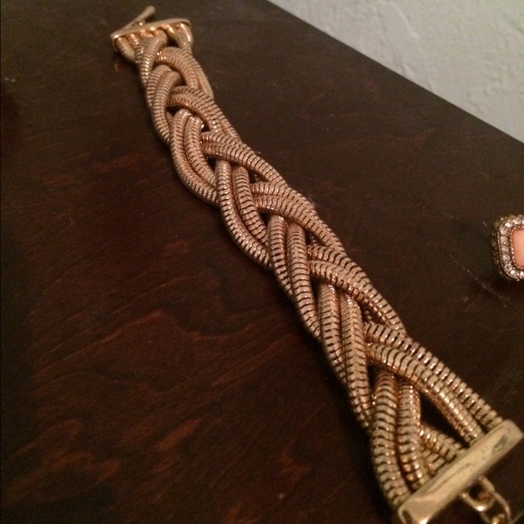Gold forever21 bracelet