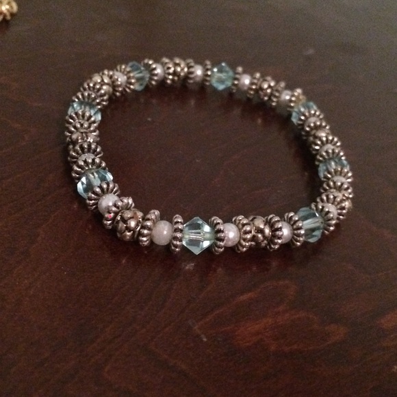 Elastic bracelet