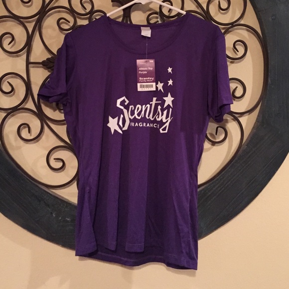 Scentsy Athletic Shirt NWT size small