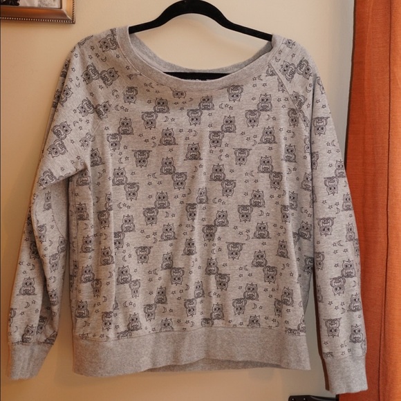 Owl Print Sweater - Picture 1 of 2