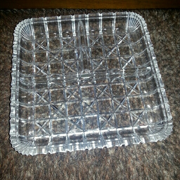 Crystal plate