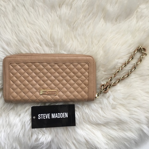 {Steve Madden} Quilted Tan Wallet - Picture 7 of 7