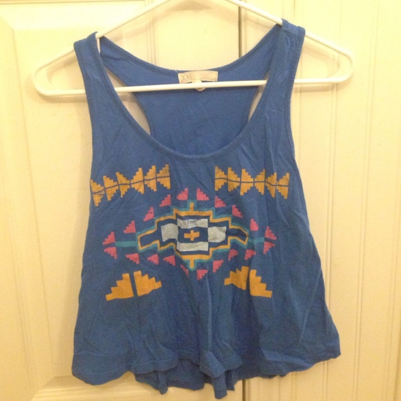 Cropped tank top with pattern