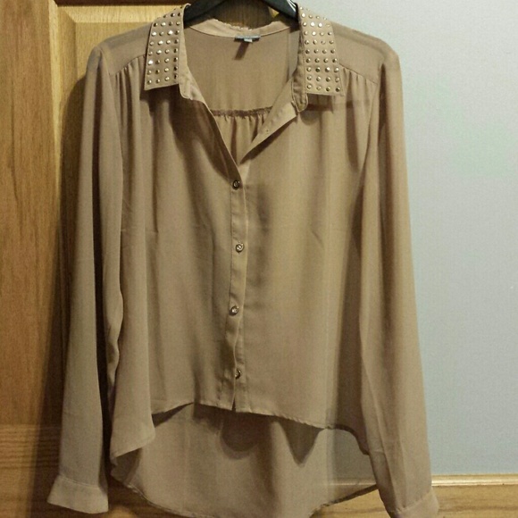 Beige blouse - Picture 1 of 1