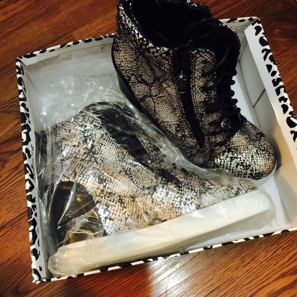 High Heal Sneakers