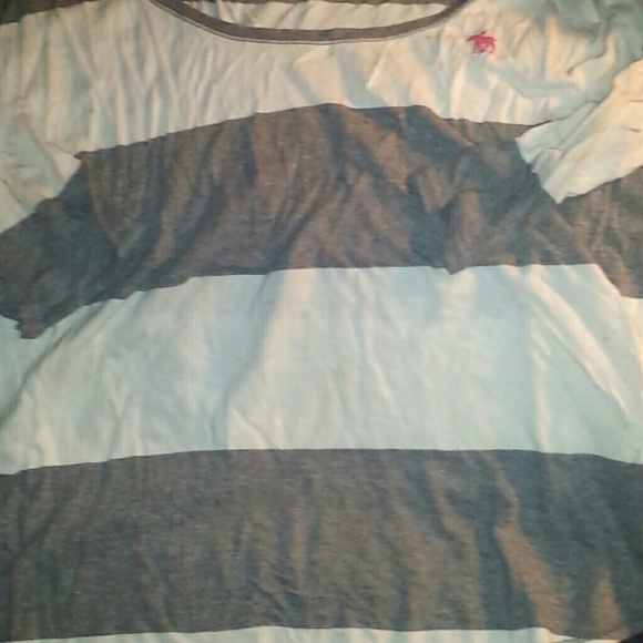 Half sleeve abercromvie baggy tee