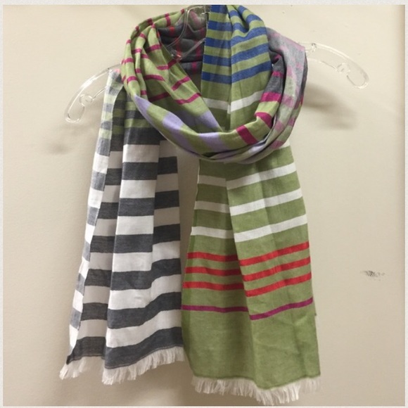 Striped scarf - Picture 2 of 3