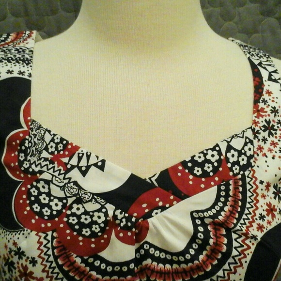 ❤Ann Taylor Loft Floral Shift Dress size 2 Petite - Picture 2 of 4