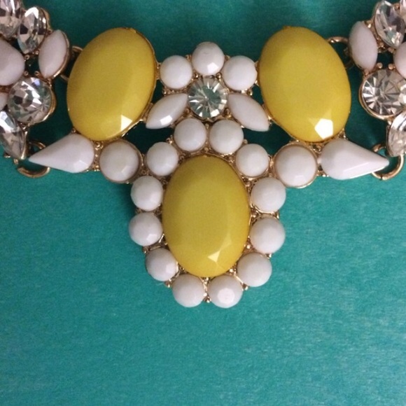 Statement necklace - Picture 2 of 2