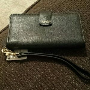 Brand new Coach wallet/wrislet