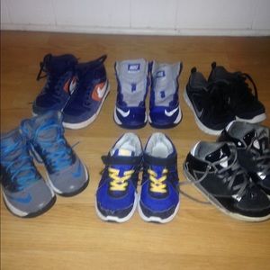 Boys nike shoes!