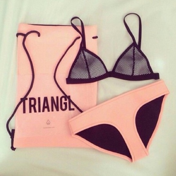 Small triangl bikini