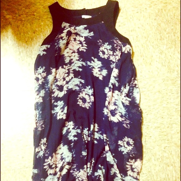 Comfortable fit floral dress