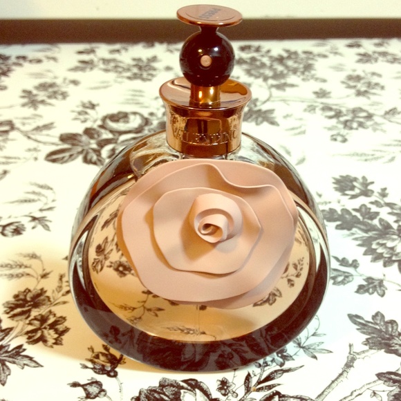 Valentina Assoluto Eau de Parfum w/o box