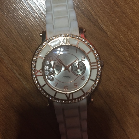 Watch - Picture 2 of 2