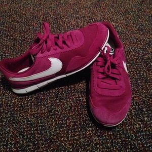 Nike casual shoe