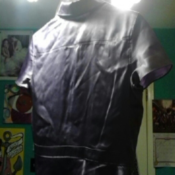 Lavender Silk Collared Button Up - Picture 4 of 4