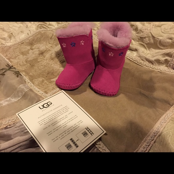 Authentic UGG Boots - Infant 0/1