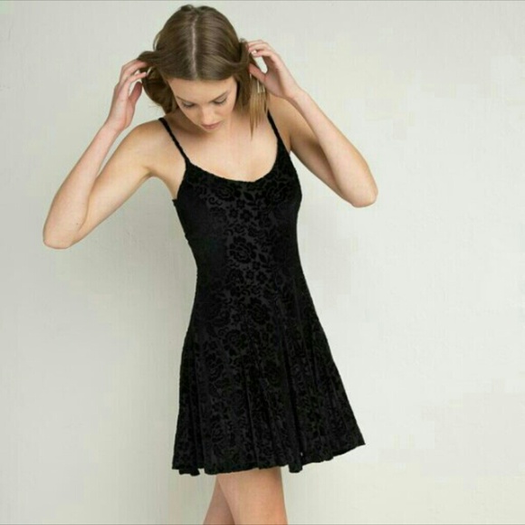 Brandy Melville | Dresses | Brandy Mellvile Maya Dress | Poshmark