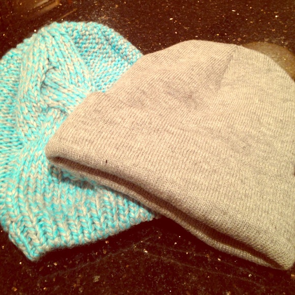 Aldo Beanie set