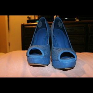 Women's size 7 apt 9 high heels