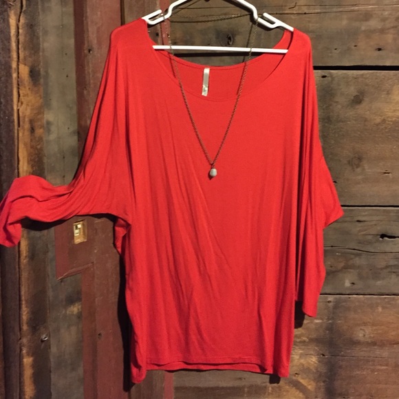 Anthropologie red slouch top