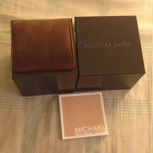 Michael kors watch box