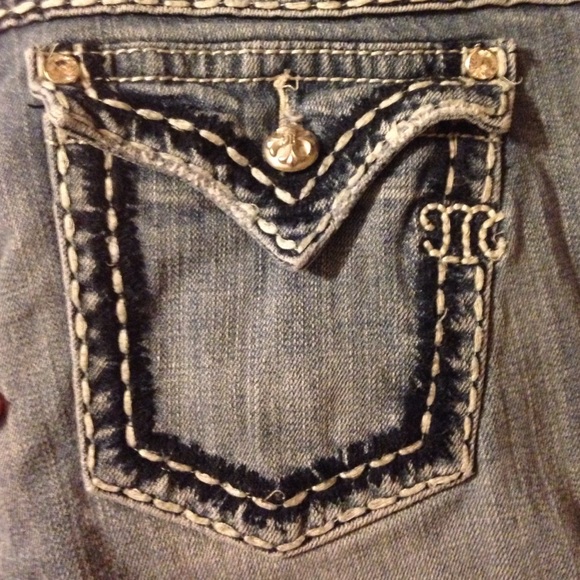 Miss Me Jeans - Light Wash