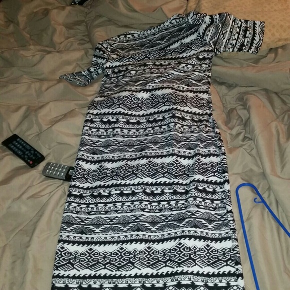 White and black tribal dress