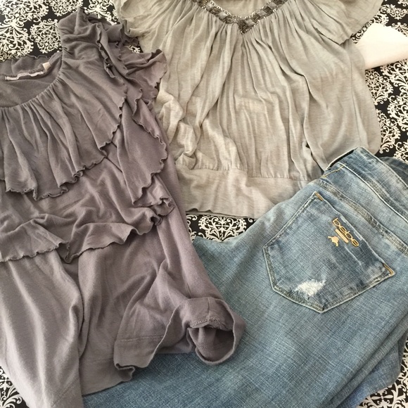 3 pièce NWT Bebe Jeans sz 28, Body Central shirts