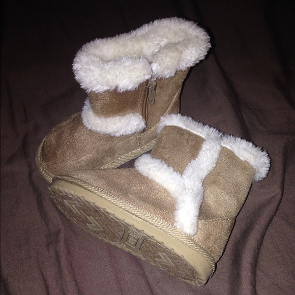 Infant boot - NWOB