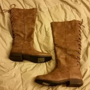 Back Lace-up Boots
