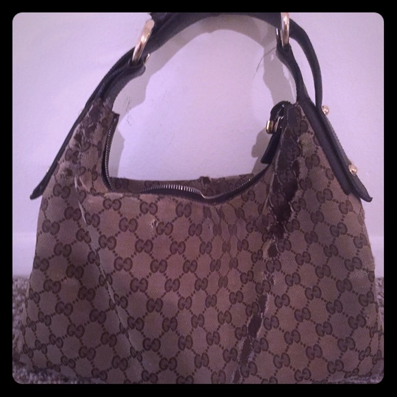 Gucci classic horsebit monogram bag