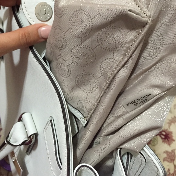 LIMTED🕐🕐PRICE!!🎉🎀Hamilton white &silver lining - Picture 2 of 4