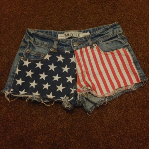 Brandy Melville American flag shorts