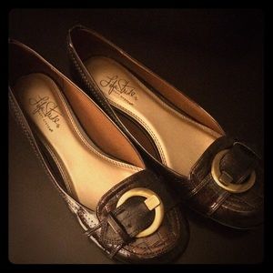 Life Stride Margot Loafer Brown size 8.5