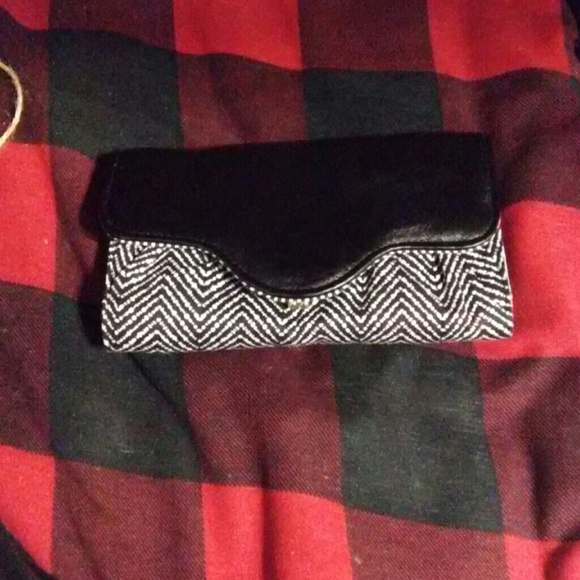 Thirty-one clutch Wallet