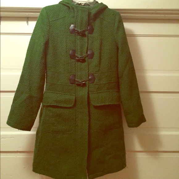 Green pea coat