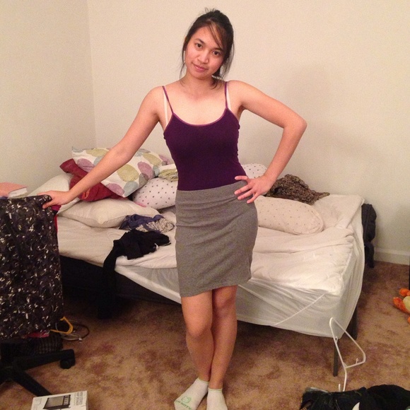 NWOT gray skirt