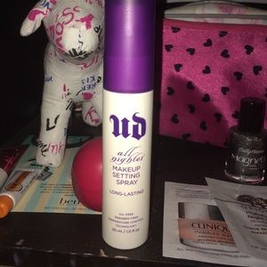 Urban decay setting spray