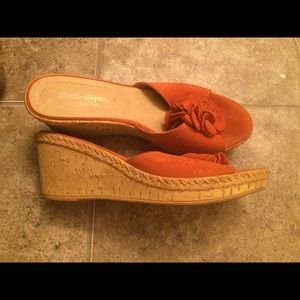 Orange flower wedges